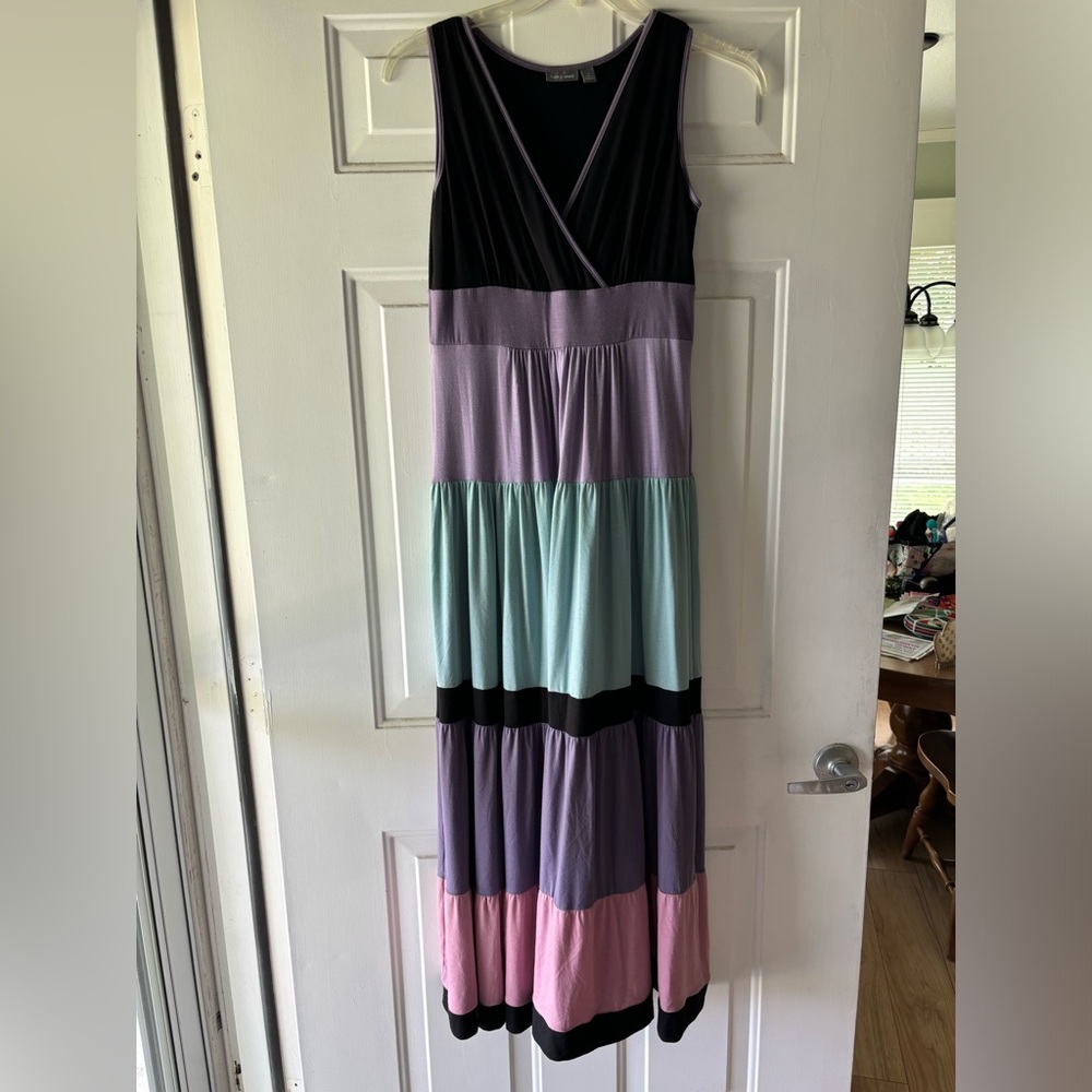 Apt. 9 Black and Purple Sleeveless V-Neck Maxi Sundress in size Small